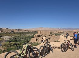 Berge, Wüsten und Oasen